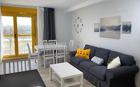 Apartamento nuevo, accesible y con piscina !!!